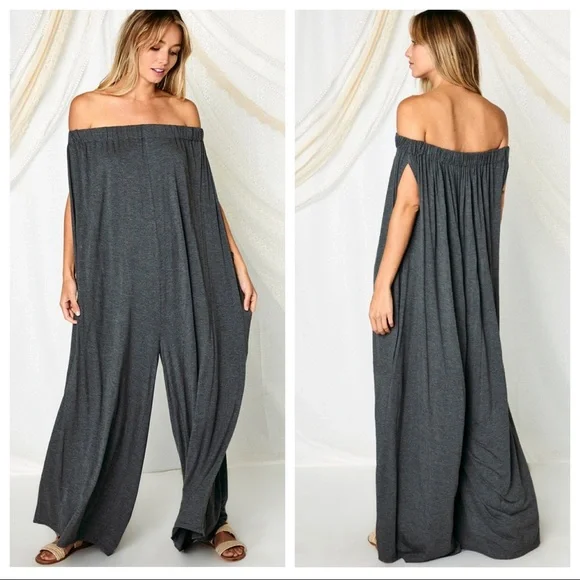 ✨LAST ONE ✨Most Fabulous Off The Shoulder Cape Jumpsuit - Picture 1 of 4